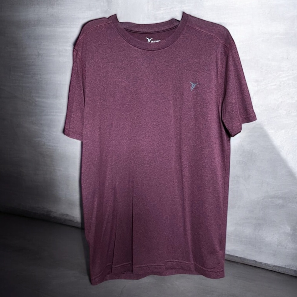 🔥2 for $6🔥 Old Navy Burgundy Active T-Shirt | Size Small